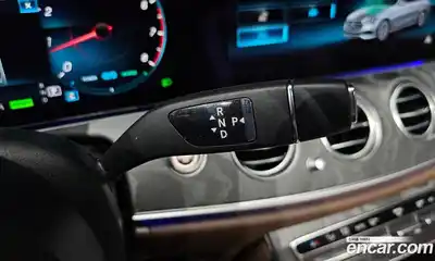 Mercedes-Benz E-Class 2023 2.0 Автомат в Москве № 194335, миниатюра 9