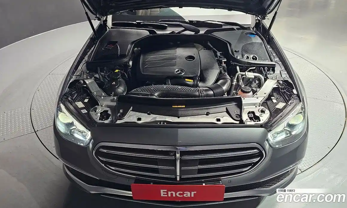 Mercedes-Benz E-Class 2023 2.0 Автомат в Москве № 194335, фото 10