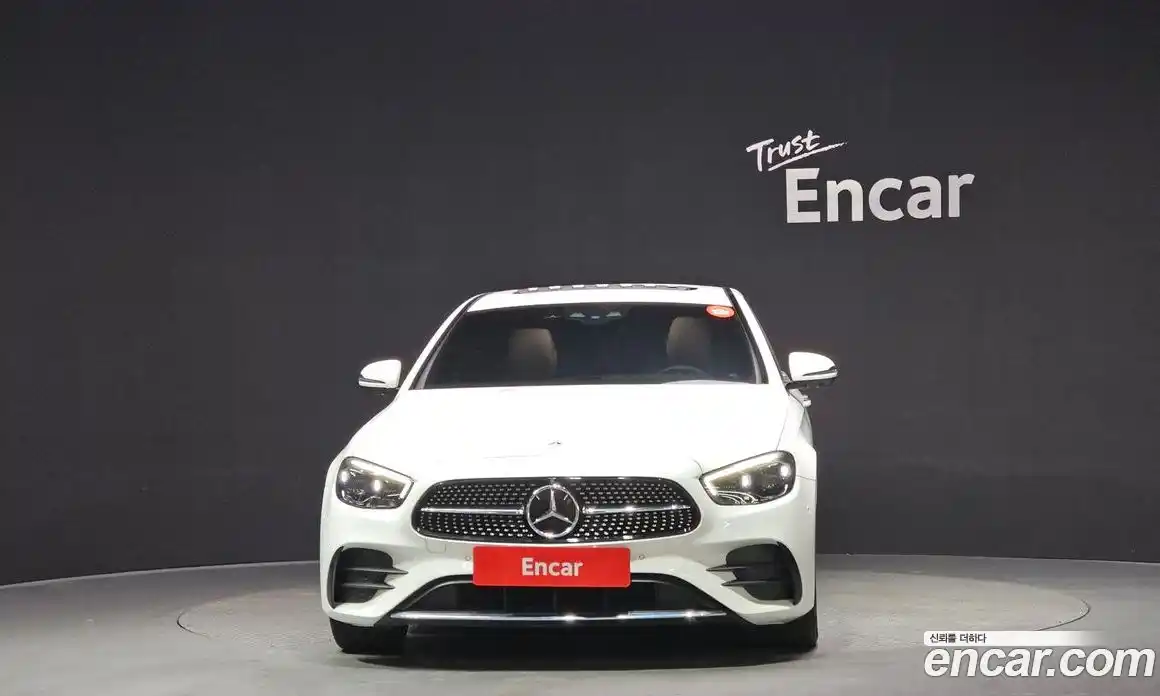 Mercedes-Benz E-Class 2023 2.0 Автомат в Москве № 194512, фото 10