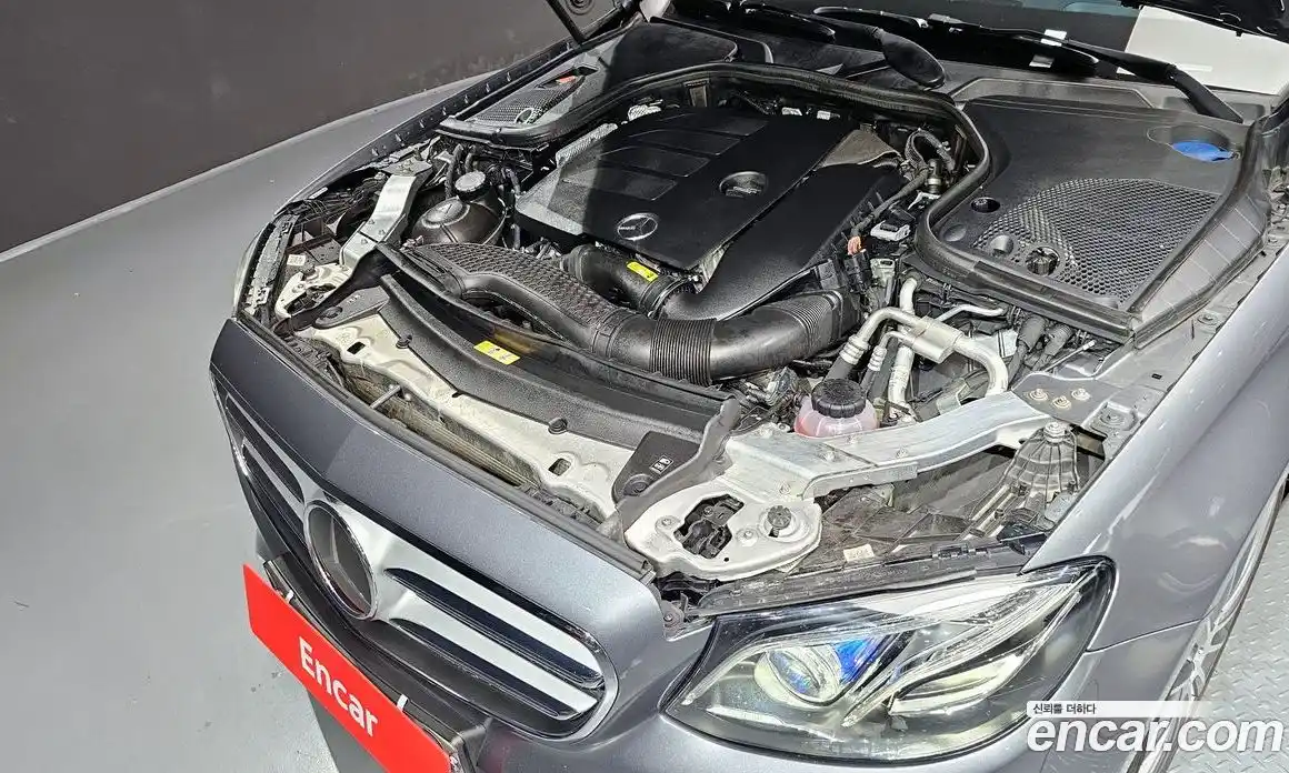 Mercedes-Benz E-Class 2019 2.0 Автомат в Москве № 194759, фото 3