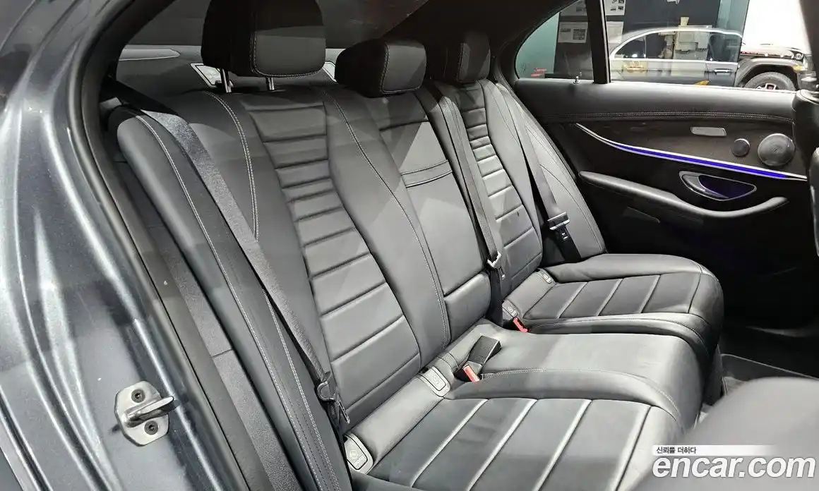 Mercedes-Benz E-Class 2019 2.0 Автомат в Москве № 194759, фото 7