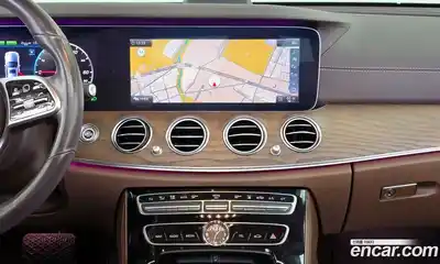 Mercedes-Benz E-Class 2019 2.0 Автомат в Москве № 195619, миниатюра 12