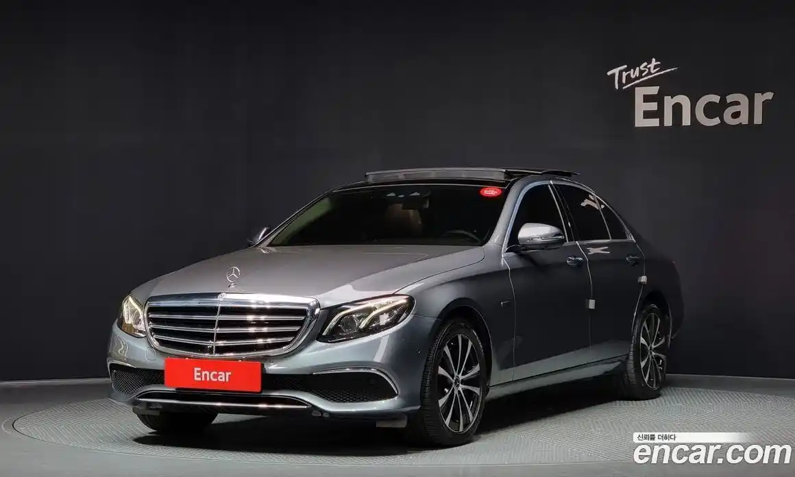 Mercedes-Benz E-Class 2019 2.0 Автомат в Москве № 195619, фото 13