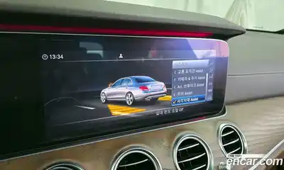 Mercedes-Benz E-Class 2019 2.0 Автомат в Москве № 195619, миниатюра 3