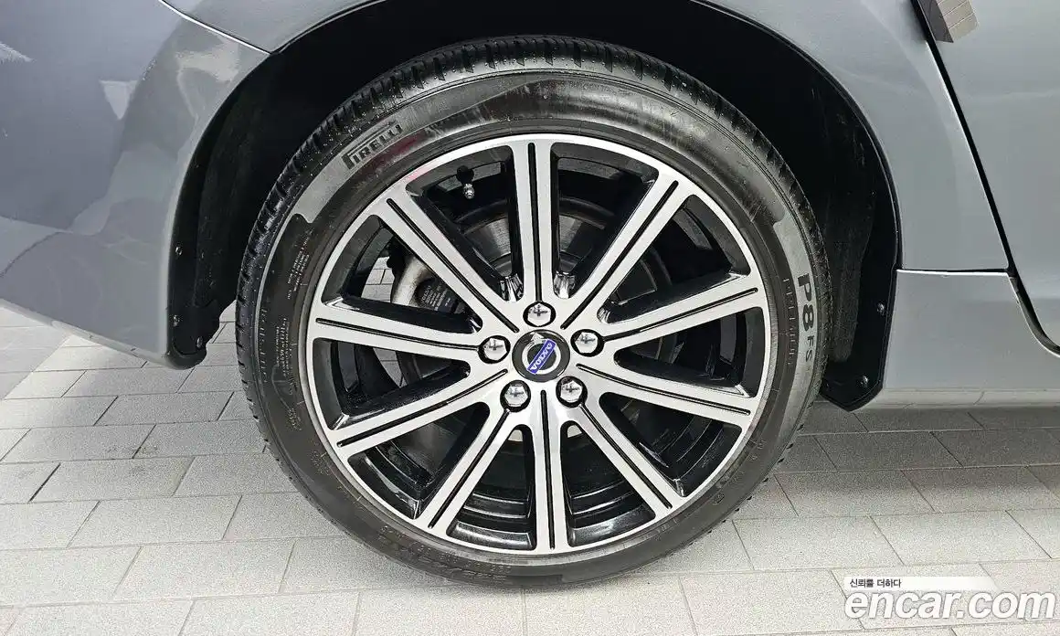 Volvo S60 2017 2.0 Автомат в Москве № 196957, фото 20