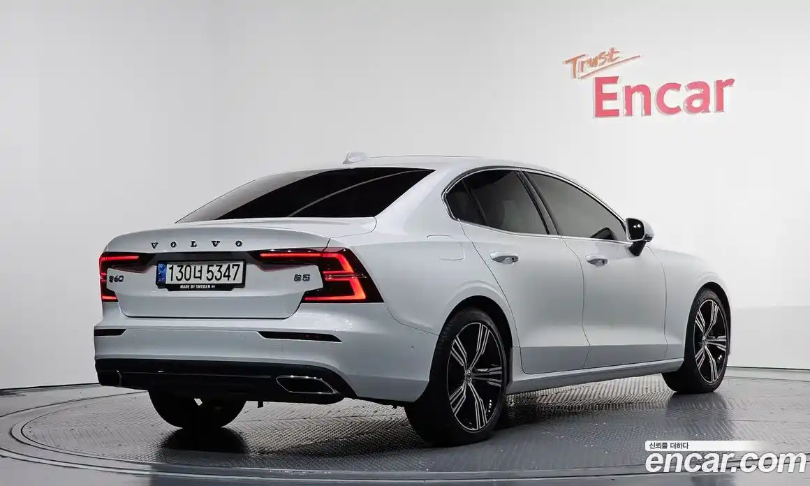 Volvo S60 2022 2.0 Автомат в Москве № 196985, фото 16