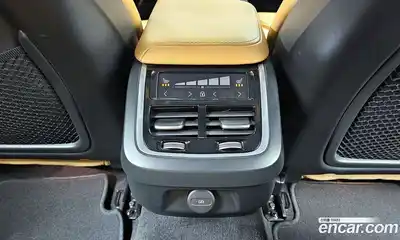 Volvo S60 2022 2.0 Автомат в Москве № 196985, миниатюра 2