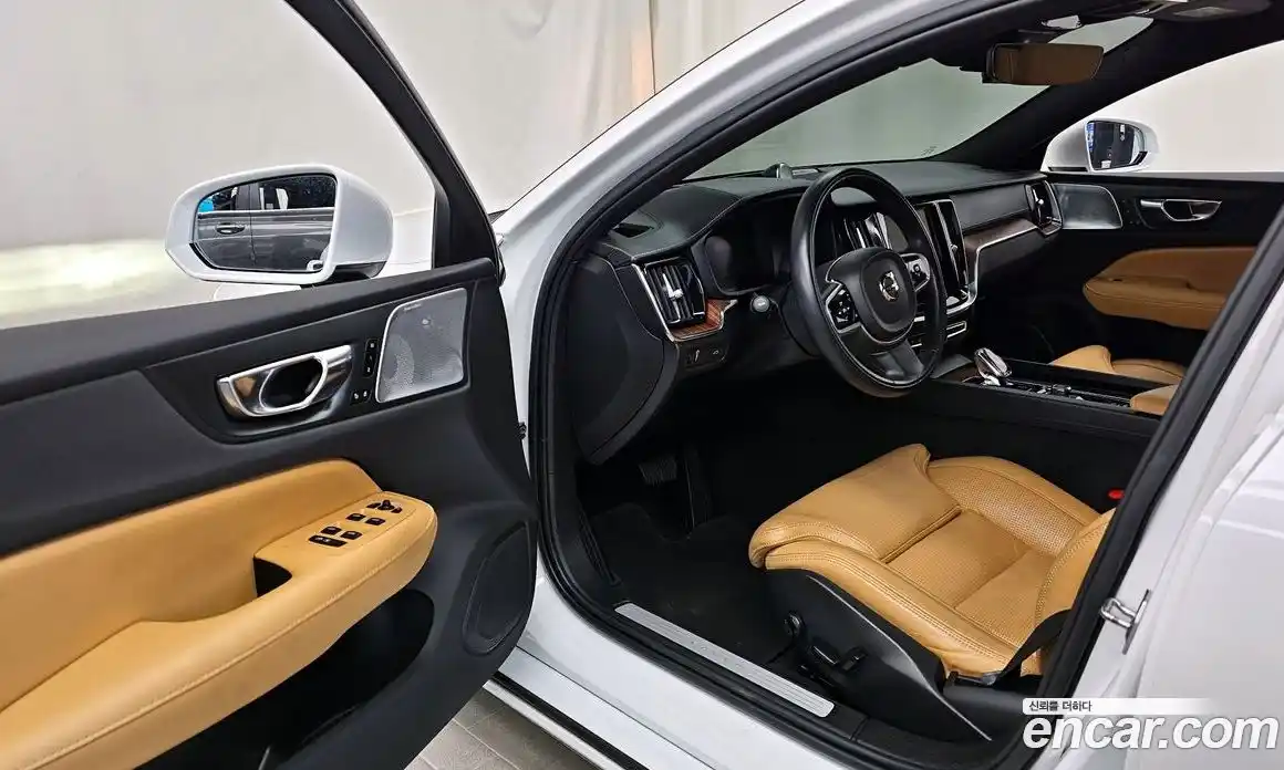 Volvo S60 2022 2.0 Автомат в Москве № 196985, фото 8