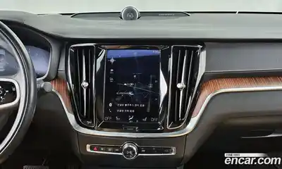 Volvo S60 2022 2.0 Автомат в Москве № 196985, миниатюра 9