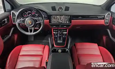 Porsche Cayenne 2023 3.0 Автомат в Москве № 197269, миниатюра 8