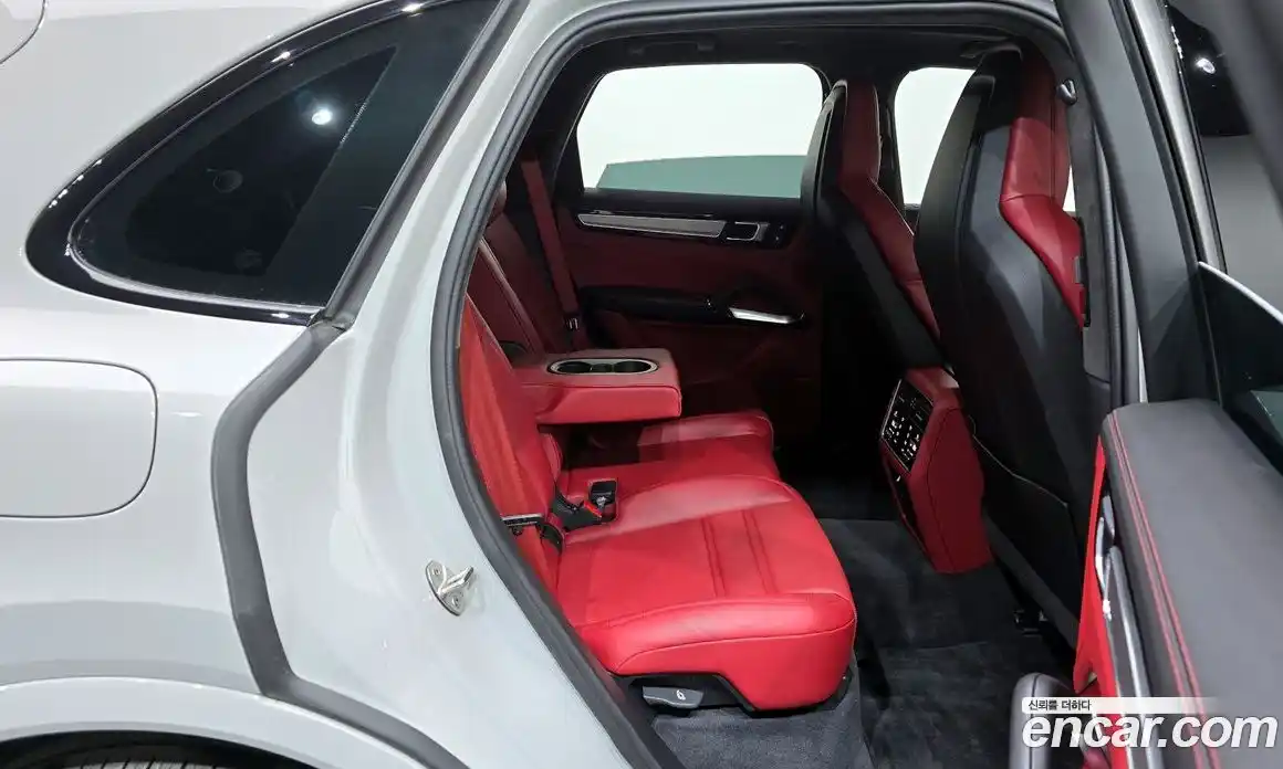 Porsche Cayenne 2022 4.0 Автомат в Москве № 197341, фото 7