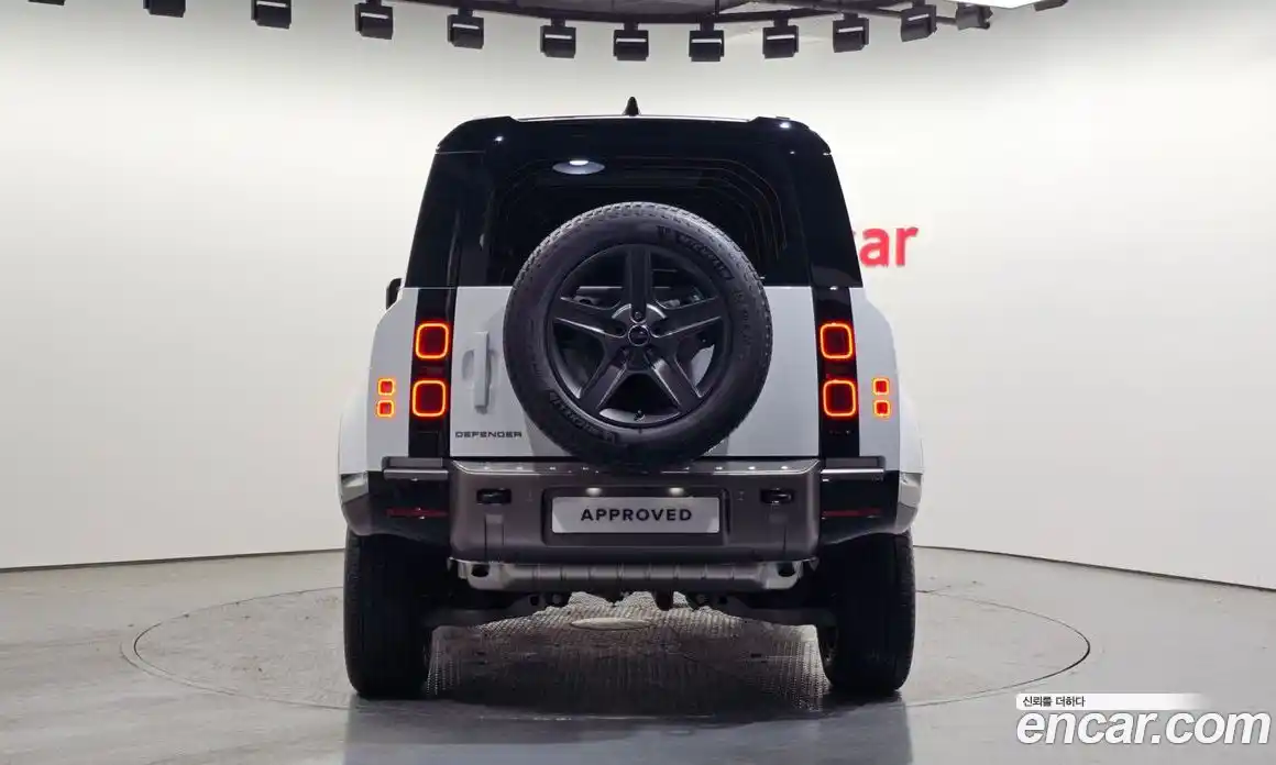 Land Rover Defender 2025 2.0 Автомат в Москве № 198050, фото 5