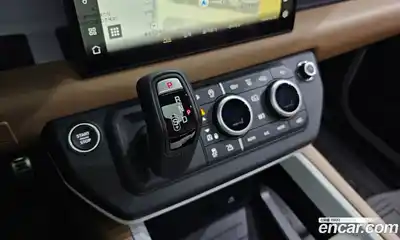 Land Rover Defender 2025 2.0 Автомат в Москве № 198050, миниатюра 6