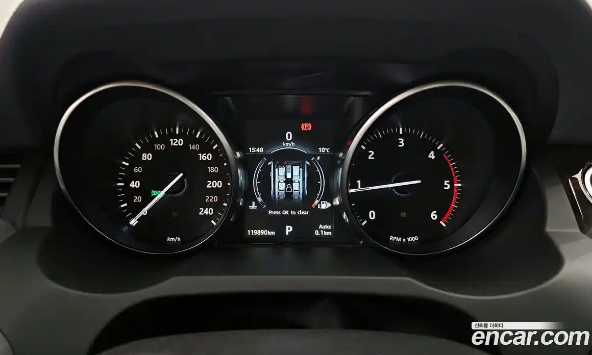 Land Rover Range-Rover Evoque 2016 2.0 Автомат в Москве № 198175, фото 1