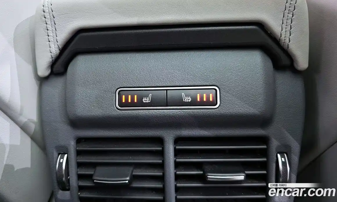 Land Rover Range-Rover Evoque 2016 2.0 Автомат в Москве № 198175, фото 19