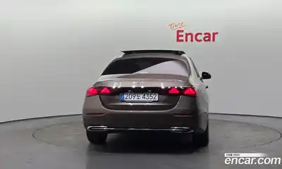 Mercedes-Benz E-Class 2025 2.0 Автомат в Москве № 203467, миниатюра 11