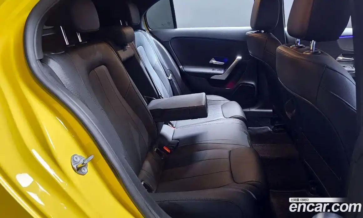 Mercedes-Benz A-Class 2022 2.0 Автомат в Москве № 204641, фото 5