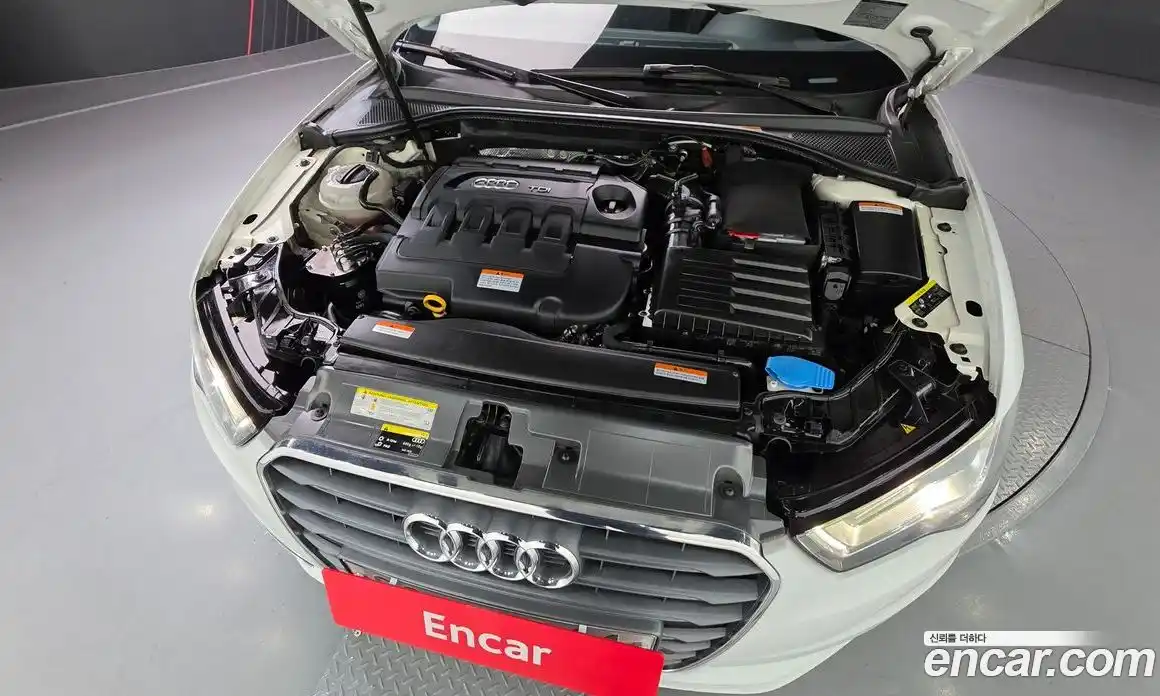 Audi A3 2016 2.0 Автомат в Москве № 206881, фото 13