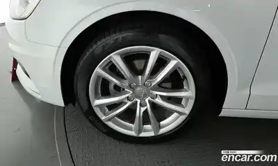 Audi A3 2016 2.0 Автомат в Москве № 206881, миниатюра 2