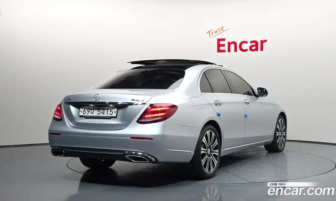 Mercedes-Benz E-Class 2017 3.0 Автомат в Москве № 209300, фото 17