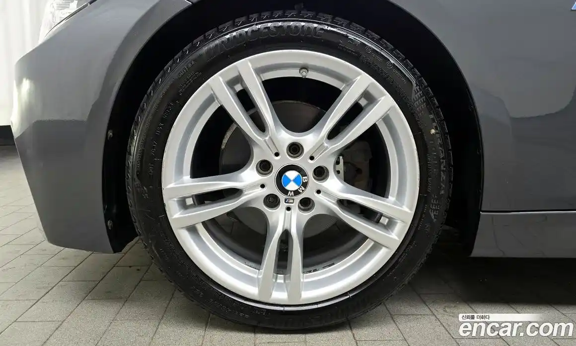 BMW 3-Series 2017 2.0 Автомат в Москве № 211023, фото 15