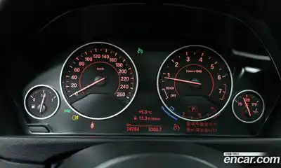 BMW 3-Series 2017 2.0 Автомат в Москве № 211023, миниатюра 3