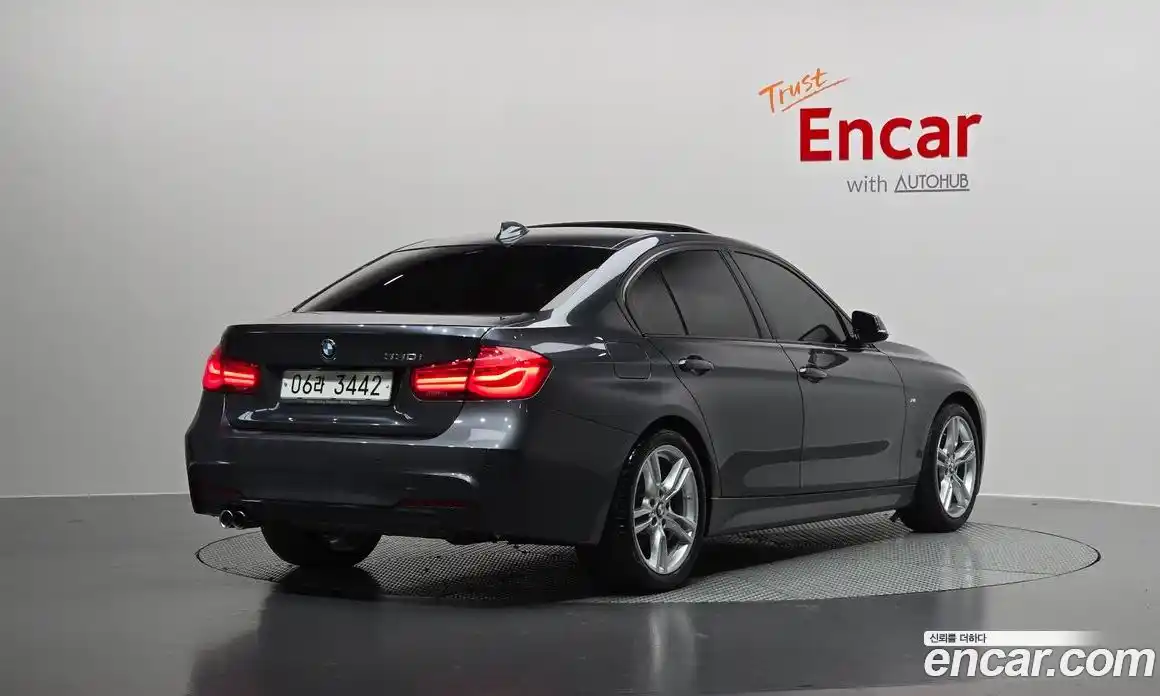 BMW 3-Series 2017 2.0 Автомат в Москве № 211023, фото 4