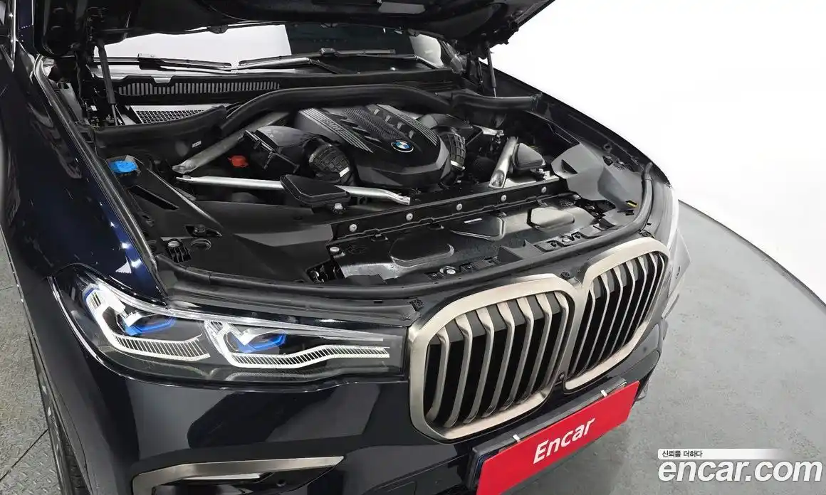 BMW X7 2021 4.4 Автомат в Москве № 211485, фото 1