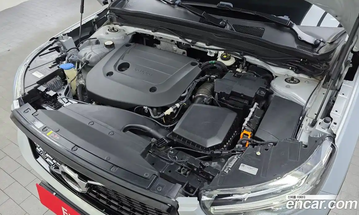 Volvo XC40 2021 2.0 Автомат в Москве № 212802, фото 6