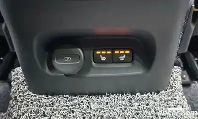 Volvo XC40 2021 2.0 Автомат в Москве № 212889, миниатюра 8