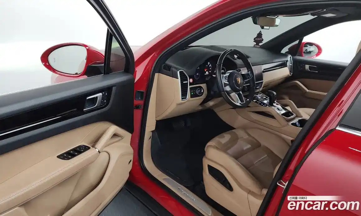 Porsche Cayenne 2023 3.0 Автомат в Москве № 213152, фото 12