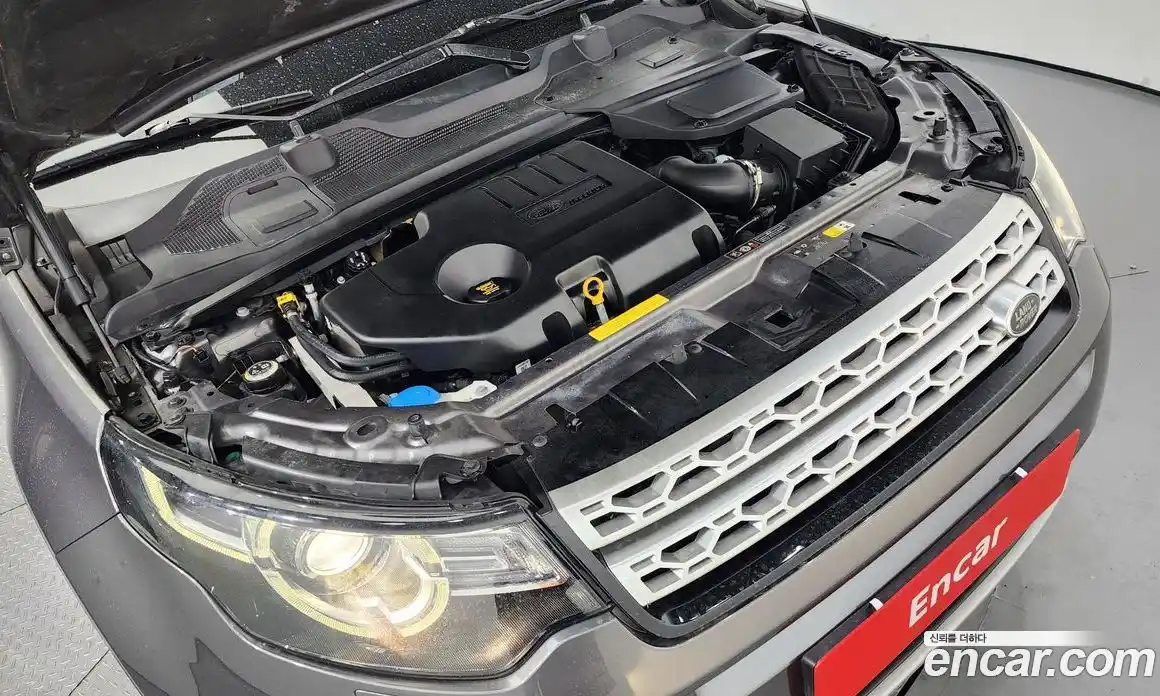 Land Rover Discovery Sport 2016 2.0 Автомат в Москве № 213411, фото 12