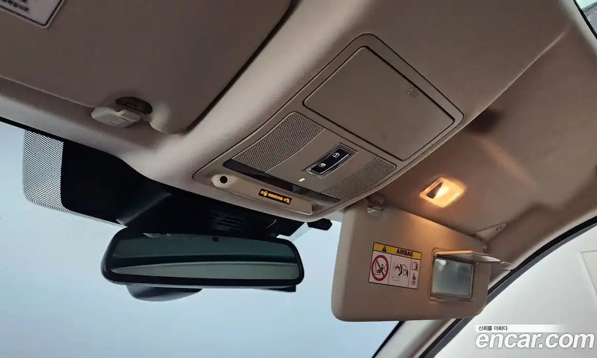 Land Rover Discovery Sport 2016 2.0 Автомат в Москве № 213411, фото 13