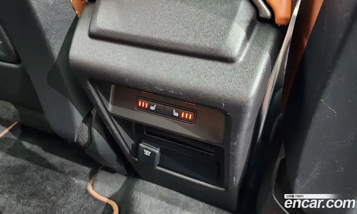 Land Rover Discovery Sport 2016 2.0 Автомат в Москве № 213411, фото 15