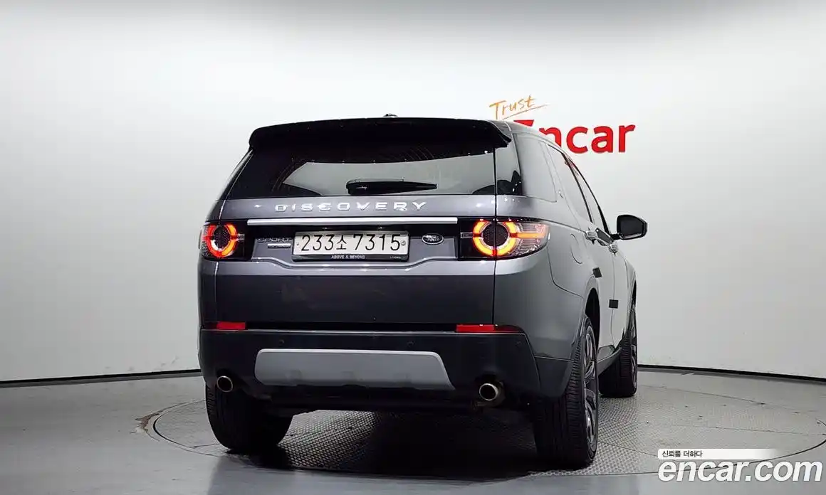 Land Rover Discovery Sport 2016 2.0 Автомат в Москве № 213411, фото 18