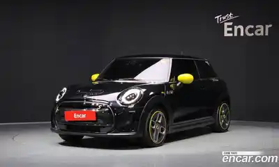 Mini Cooper 2024 Автомат в Москве № 214107, миниатюра 11