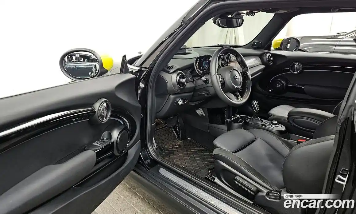 Mini Cooper 2024 Автомат в Москве № 214107, фото 14