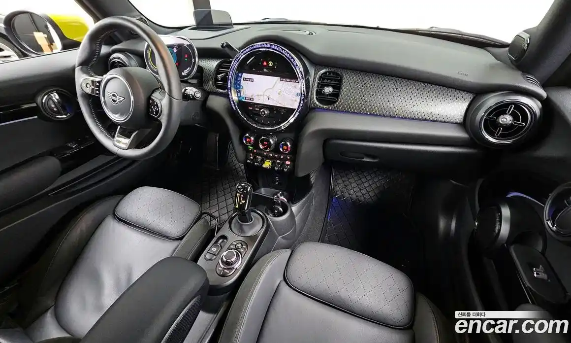 Mini Cooper 2024 Автомат в Москве № 214107, фото 16