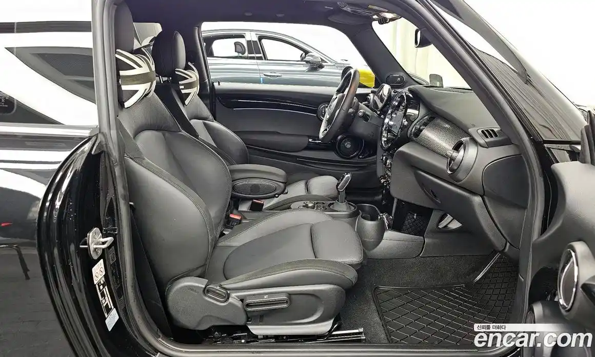 Mini Cooper 2024 Автомат в Москве № 214107, фото 18