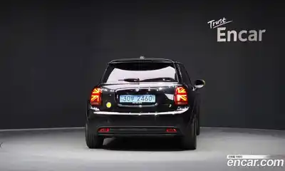 Mini Cooper 2024 Автомат в Москве № 214107, миниатюра 3