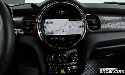 Mini Cooper 2024 Автомат в Москве № 214107, миниатюра 5