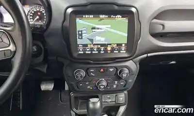 Jeep Renegade 2021 2.4 Автомат в Москве № 215406, миниатюра 3