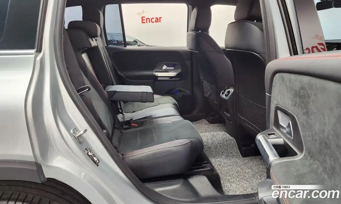 Mercedes-Benz GLB-Class 2023 2.0 Автомат в Москве № 216582, фото 14