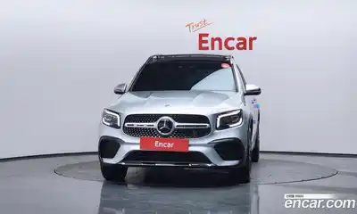 Mercedes-Benz GLB-Class 2023 2.0 Автомат в Москве № 216582, миниатюра 2