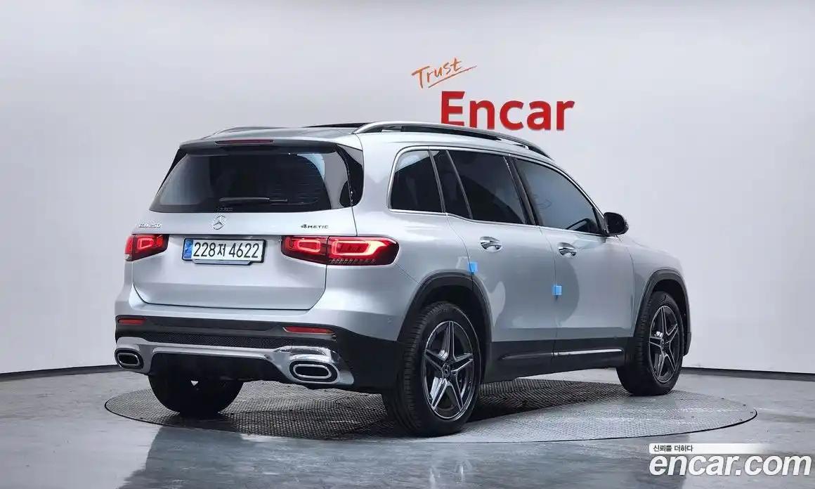 Mercedes-Benz GLB-Class 2023 2.0 Автомат в Москве № 216582, фото 3