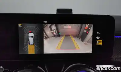 Mercedes-Benz GLB-Class 2023 2.0 Автомат в Москве № 216582, миниатюра 7