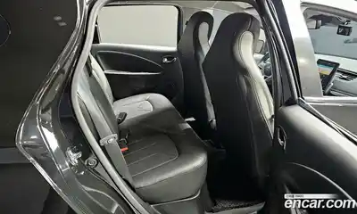 Renault Zoe 2021 0.2 Автомат в Москве № 222425, миниатюра 3