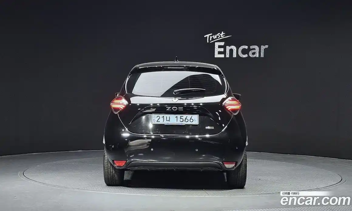 Renault Zoe 2021 0.2 Автомат в Москве № 222425, фото 10