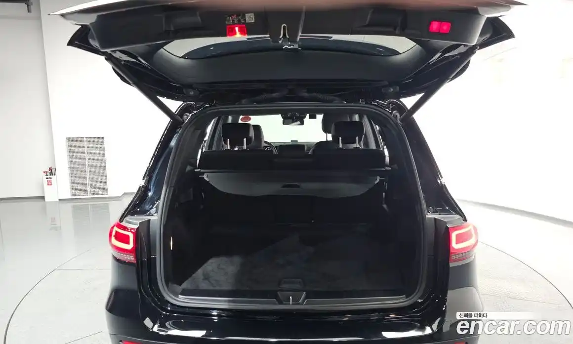 Mercedes-Benz GLB-Class 2023 2.0 Автомат в Москве № 223164, фото 13