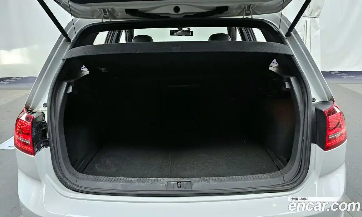 Volkswagen Golf 2015 2.0 Автомат в Москве № 224051, фото 6